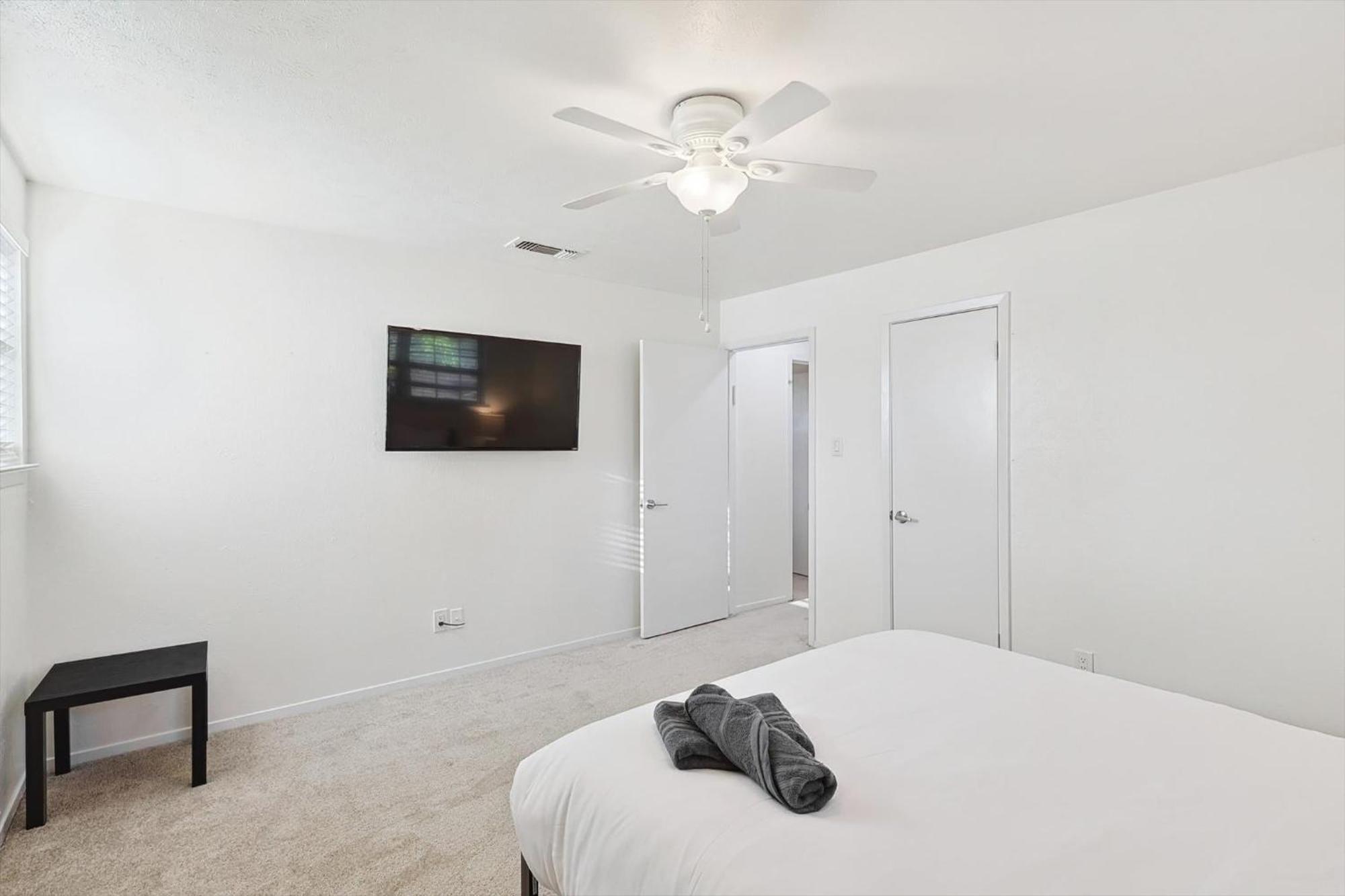 Spectacular 6Br 2,5Ba Holiday Home With Pool Dallas Luaran gambar