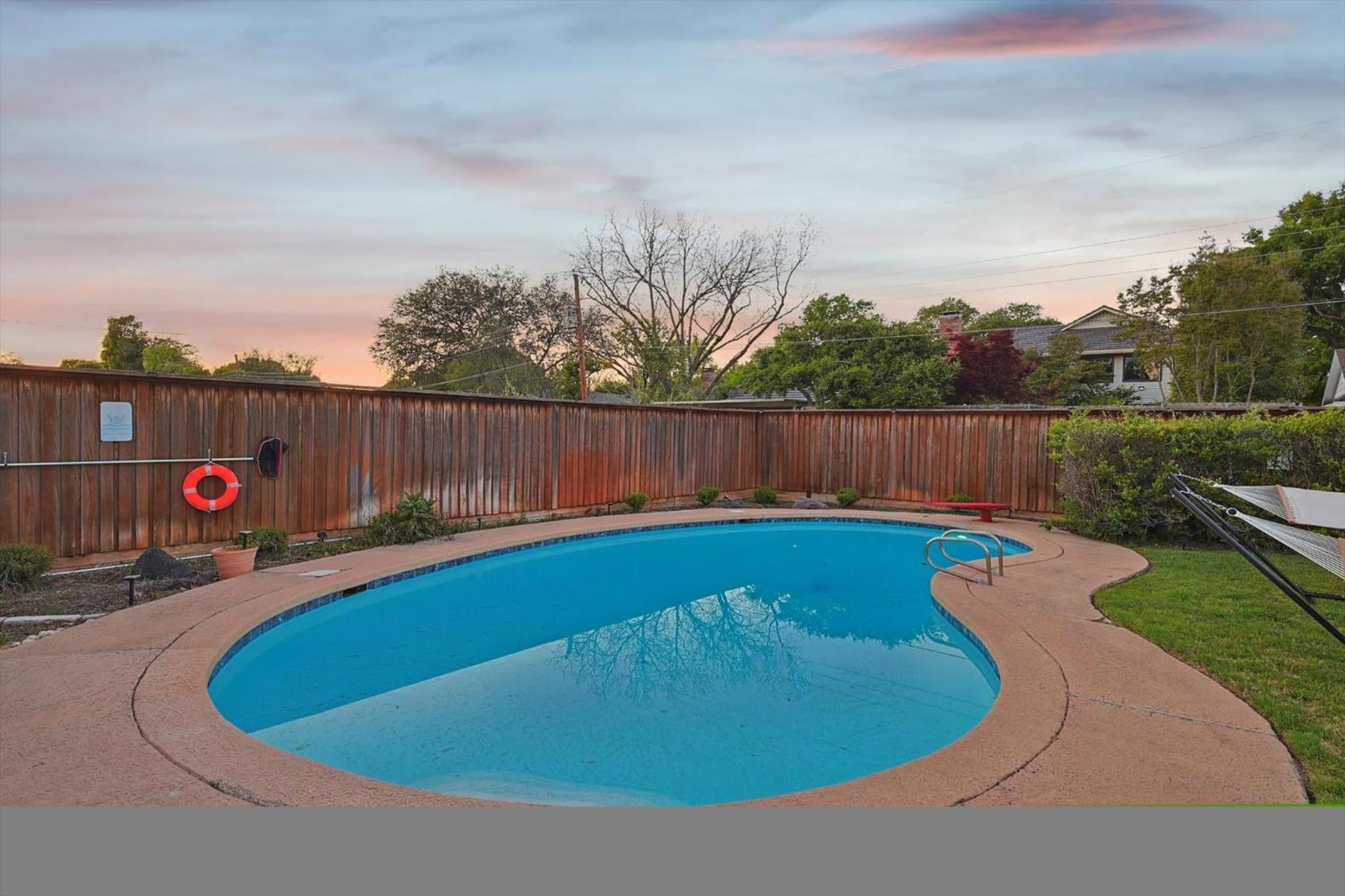 Spectacular 6Br 2,5Ba Holiday Home With Pool Dallas Luaran gambar